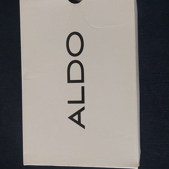 Aldo Shimmering Silver Heels, Size 11.5 - Picture 16 of 16